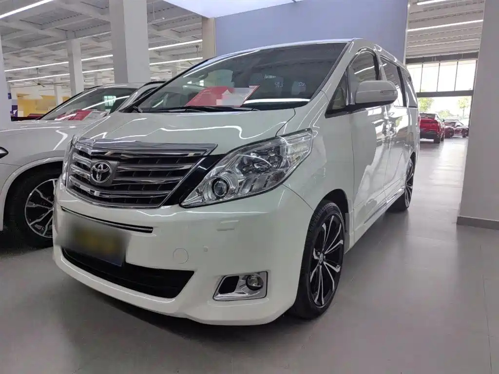 TOYOTA ALPHARD 2012