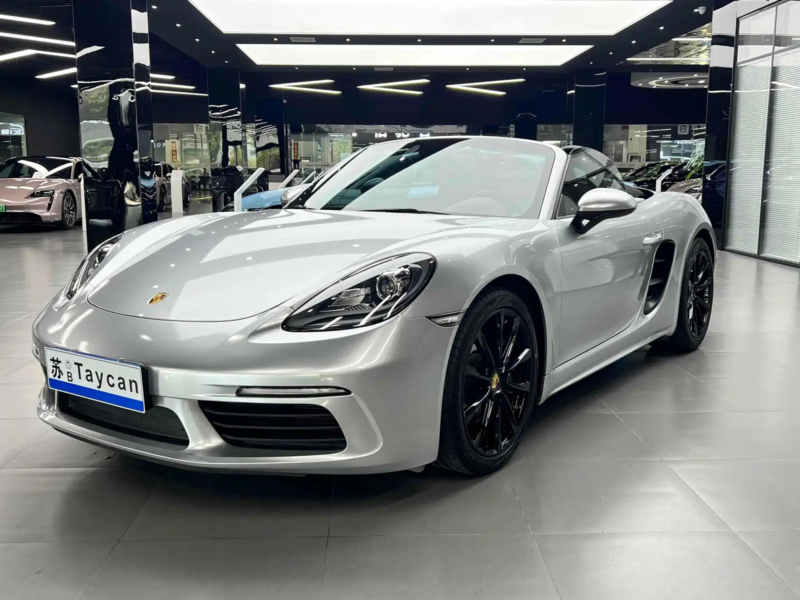 PORSCHE 718 2016