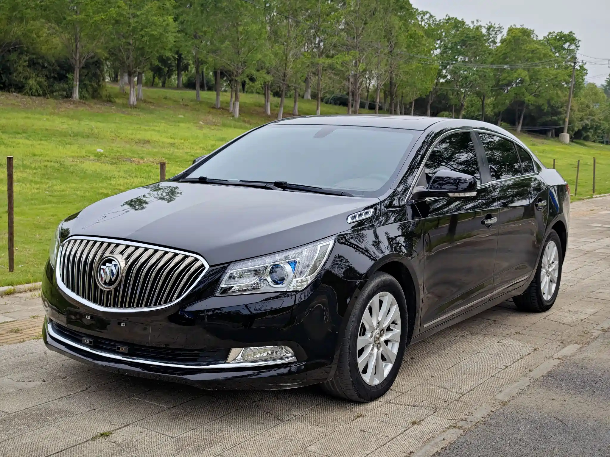 BUICK LACROSSE 2013