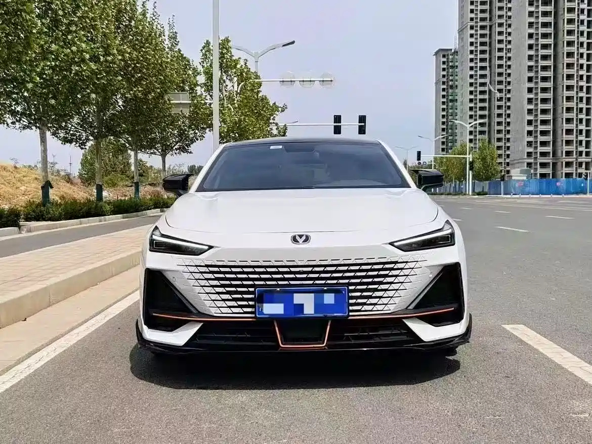CHANGAN UNI-V 2023