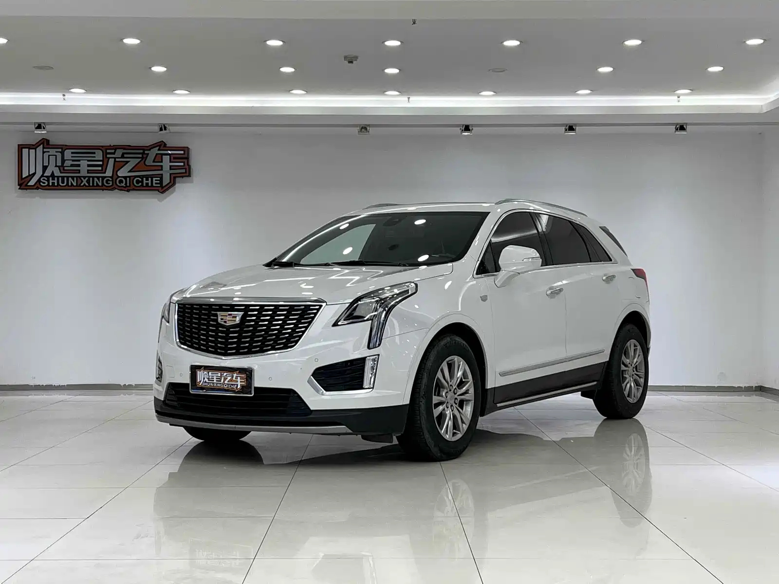 CADILLAC XT5 2021