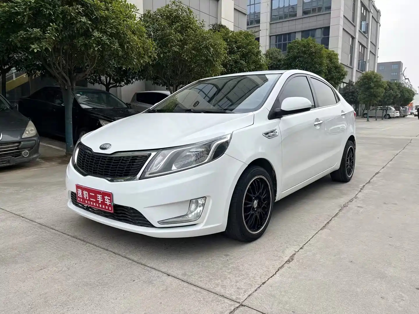 KIA K2 2012