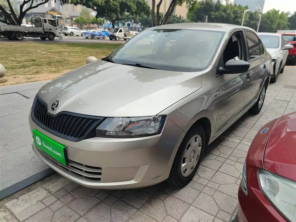 SKODA RAPID 2016