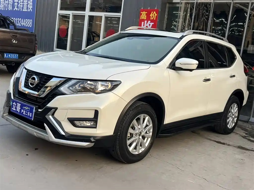 NISSAN X-TRAIL 2019