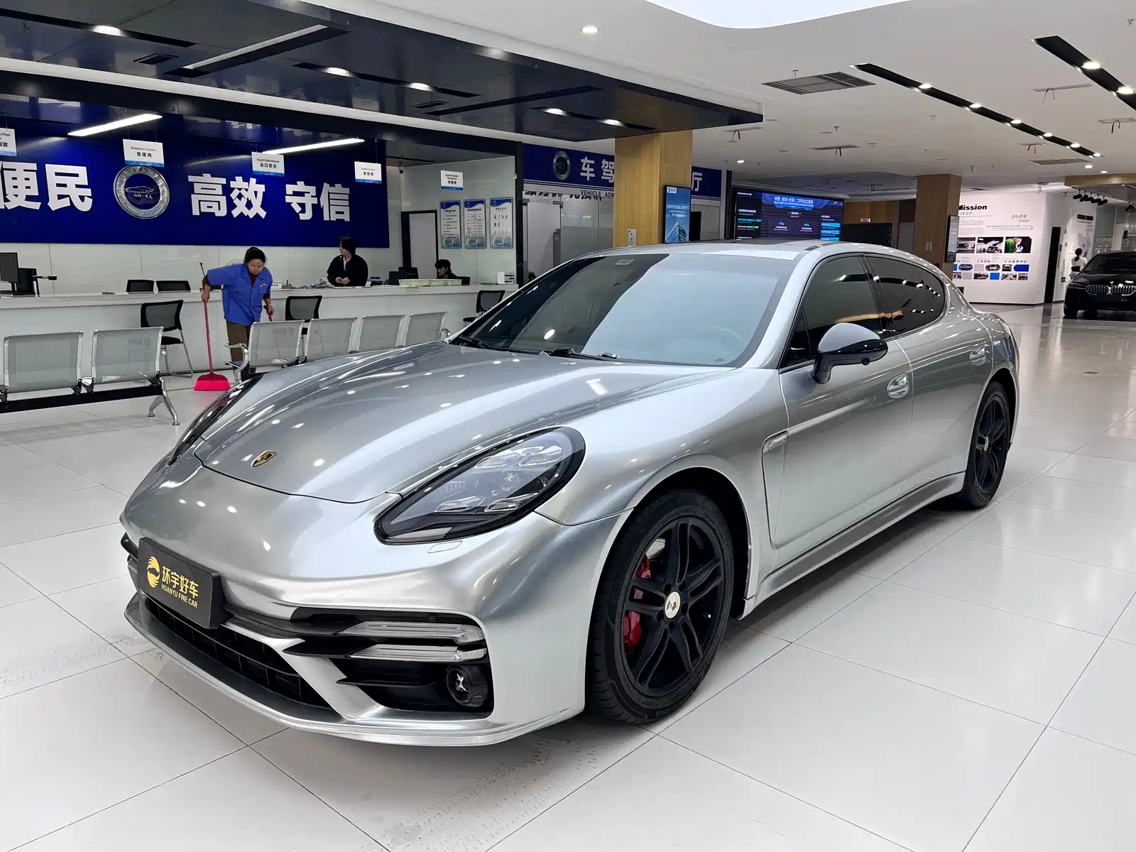 PORSCHE PANAMERA 2010