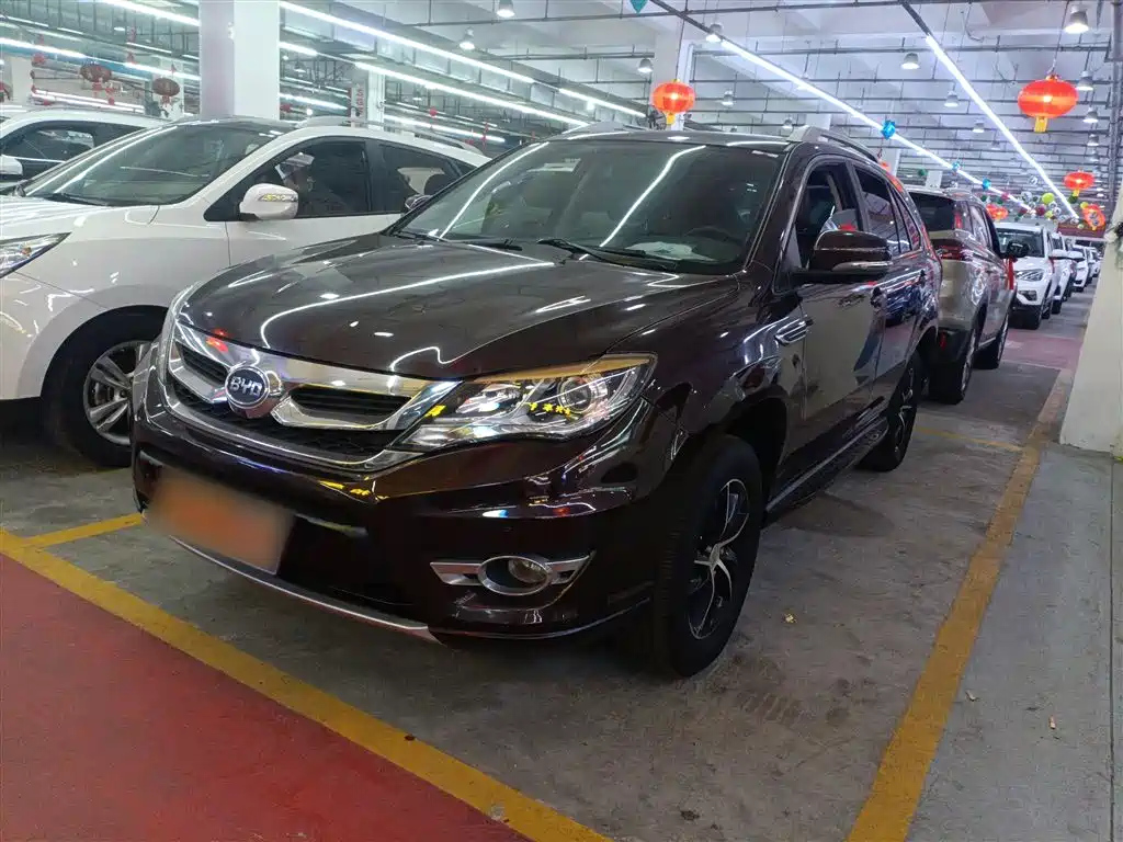 BYD S7 2015