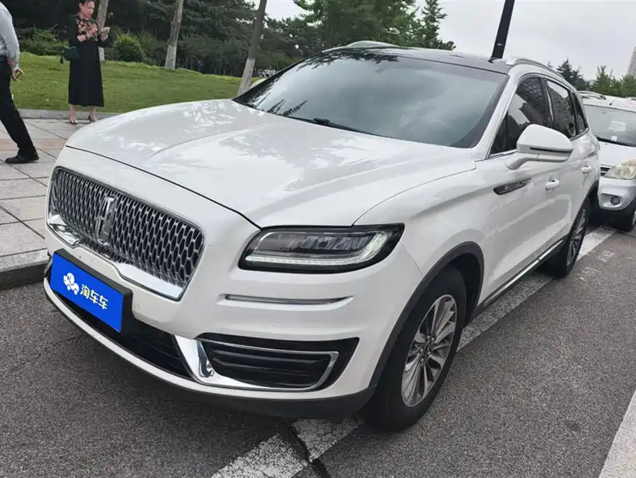 LINCOLN NAVIGATOR IMPORT 2019