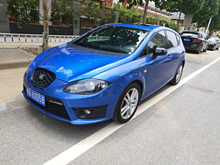 Заказать SEAT LEON