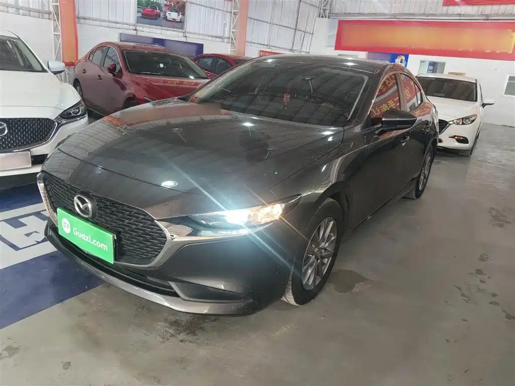 MAZDA 3 AXELA 2021