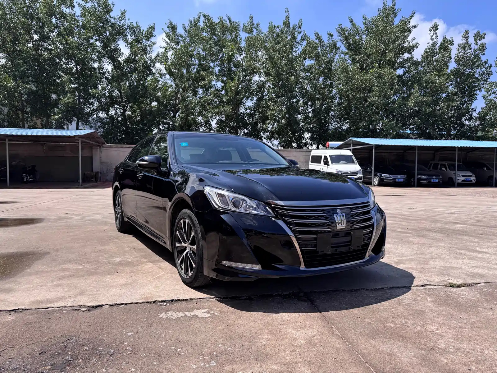TOYOTA CROWN 2018