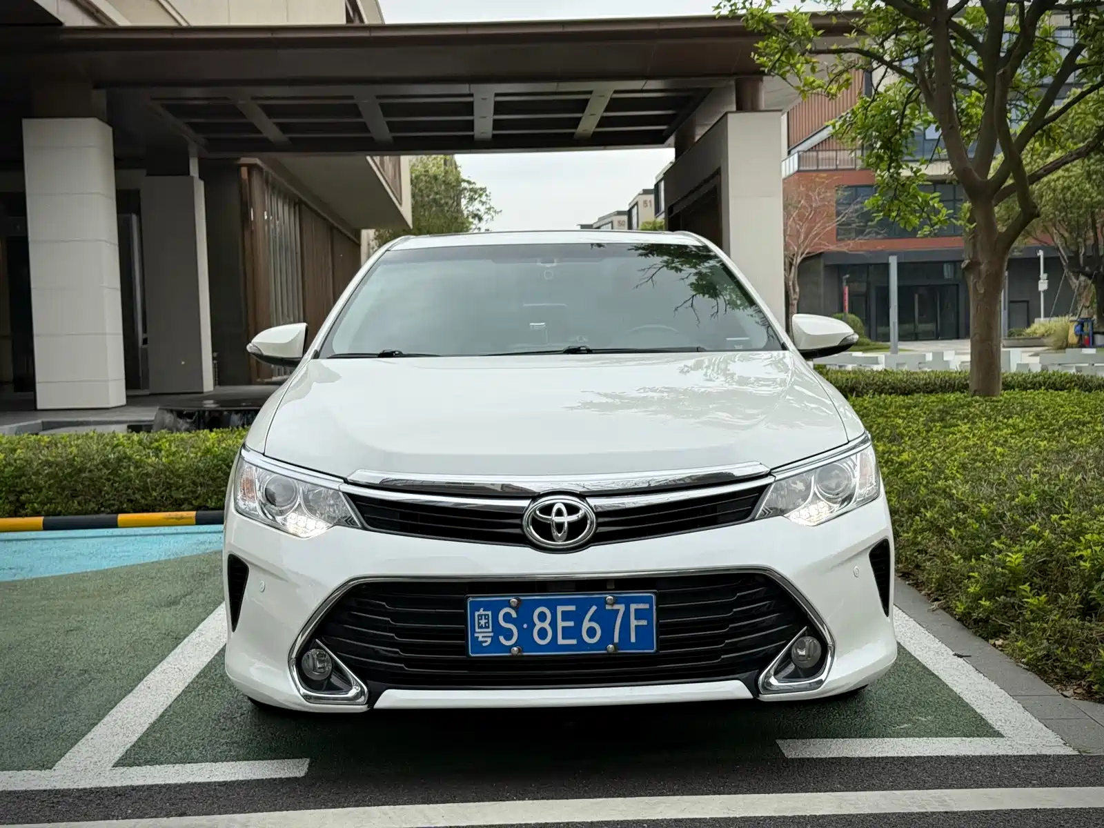 TOYOTA CAMRY 2016