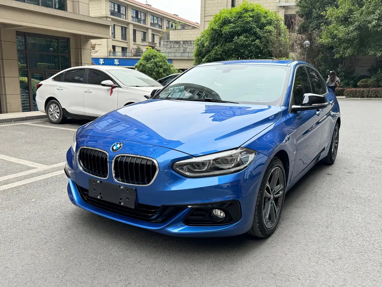 BMW 1-SERIES 2018