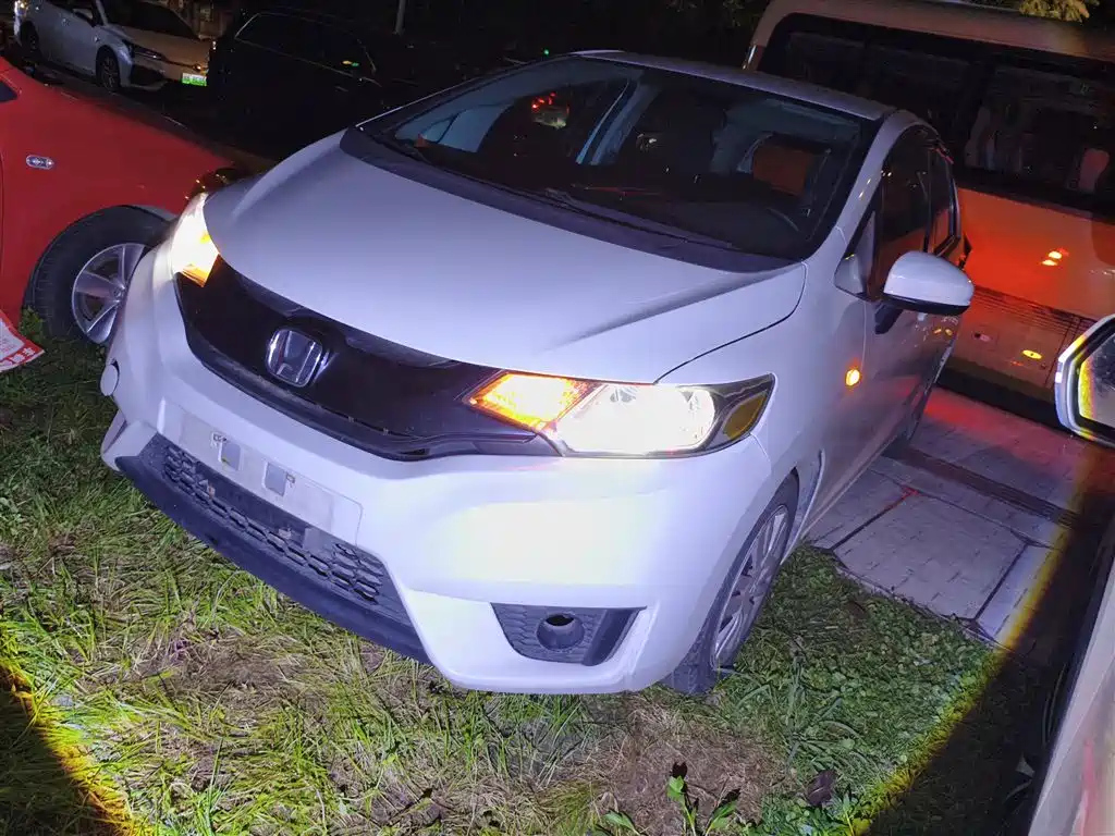 HONDA FIT 2016