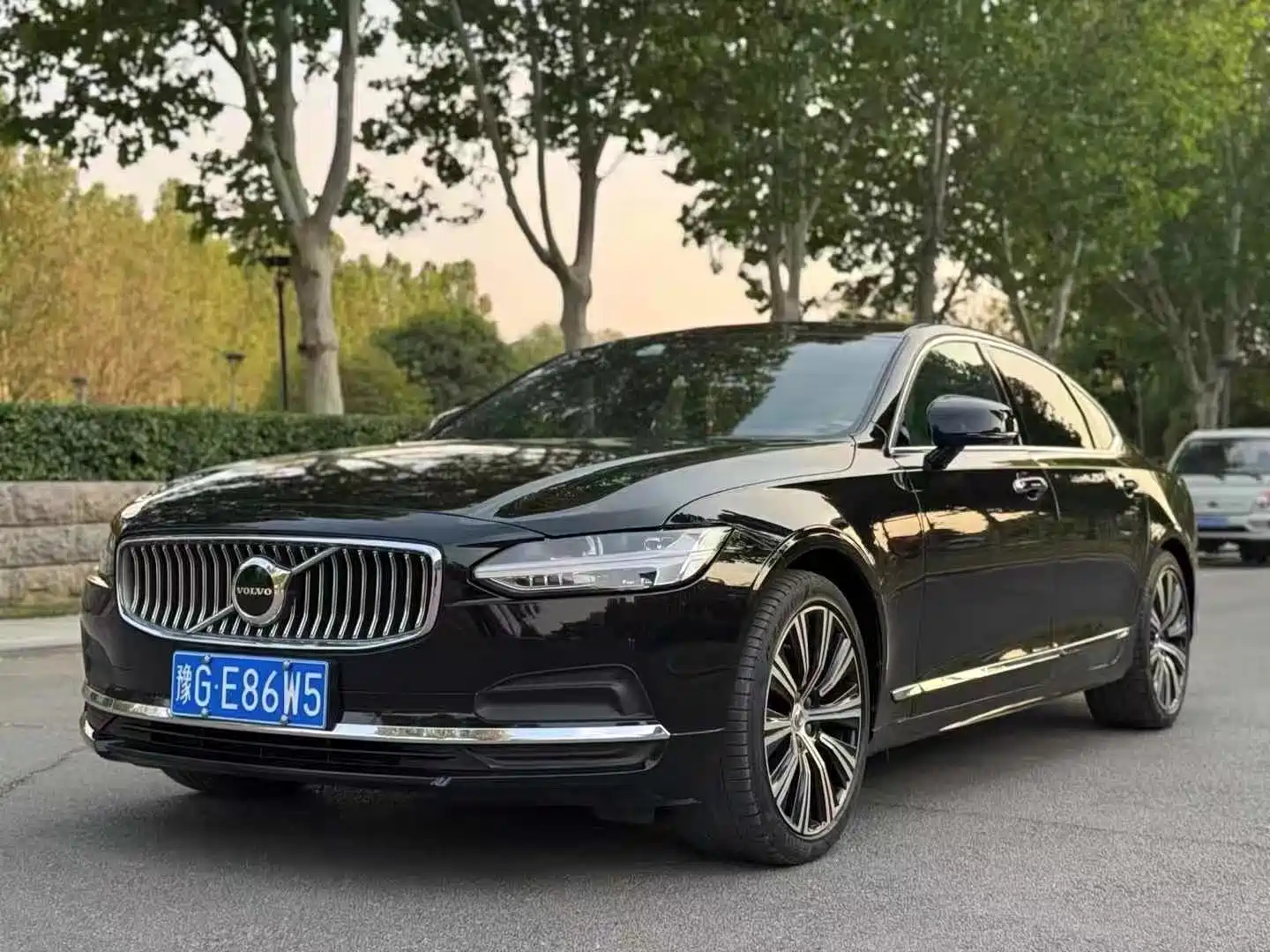 VOLVO S90 2021