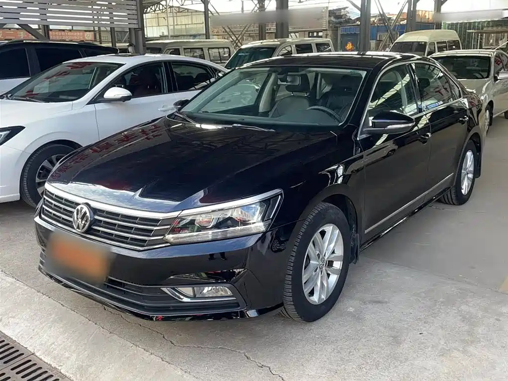 VOLKSWAGEN PASSAT 2016