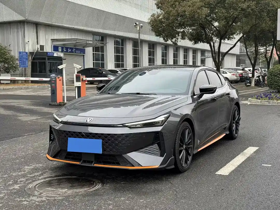 CHANGAN UNI-V 2024