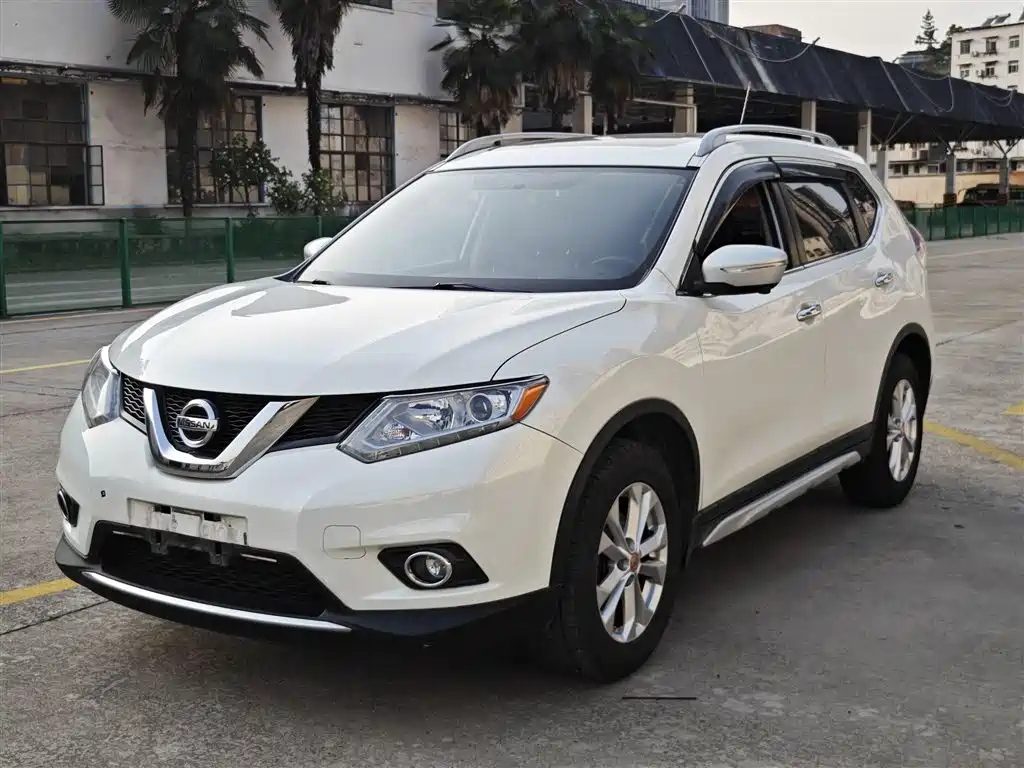 NISSAN X-TRAIL 2014