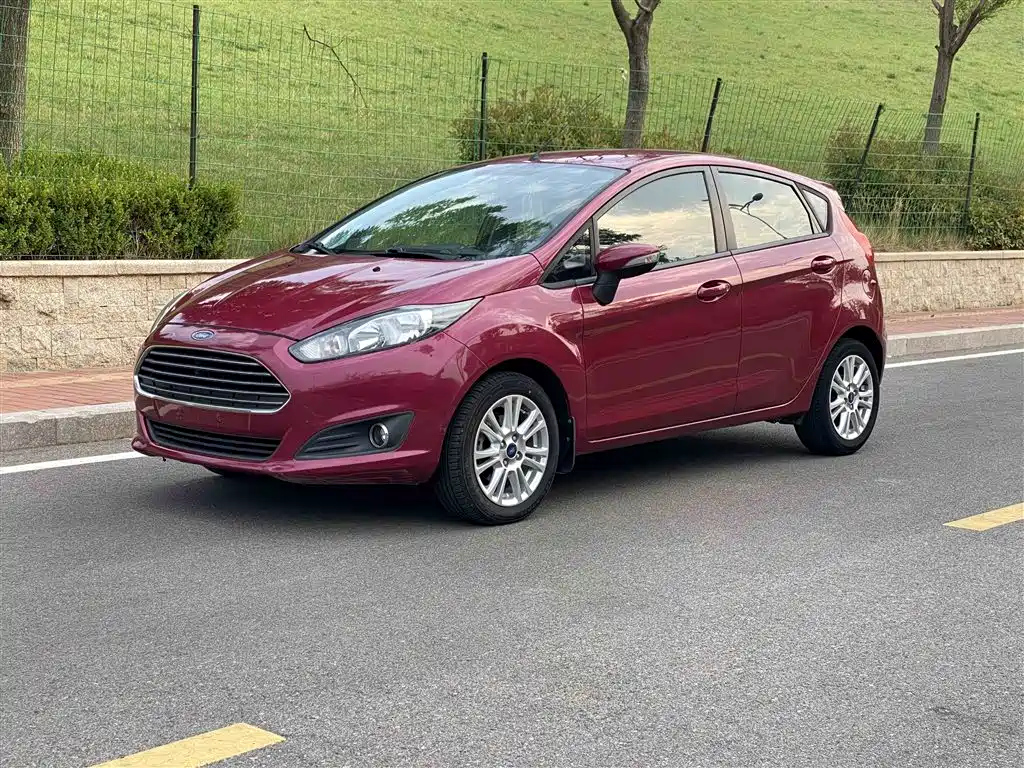 FORD FIESTA 2013