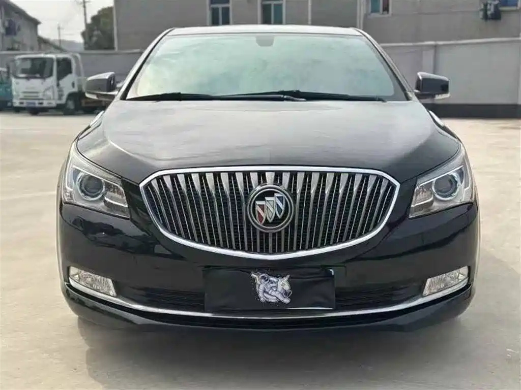 BUICK LACROSSE