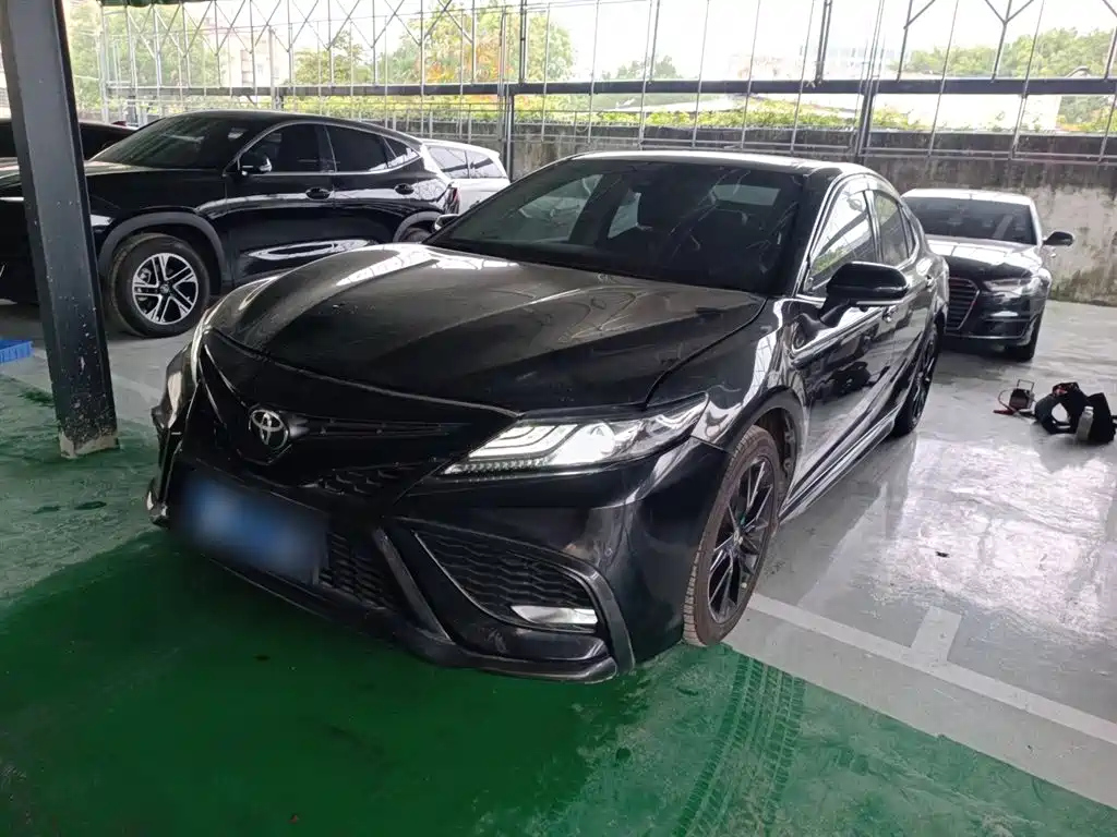 TOYOTA CAMRY 2023
