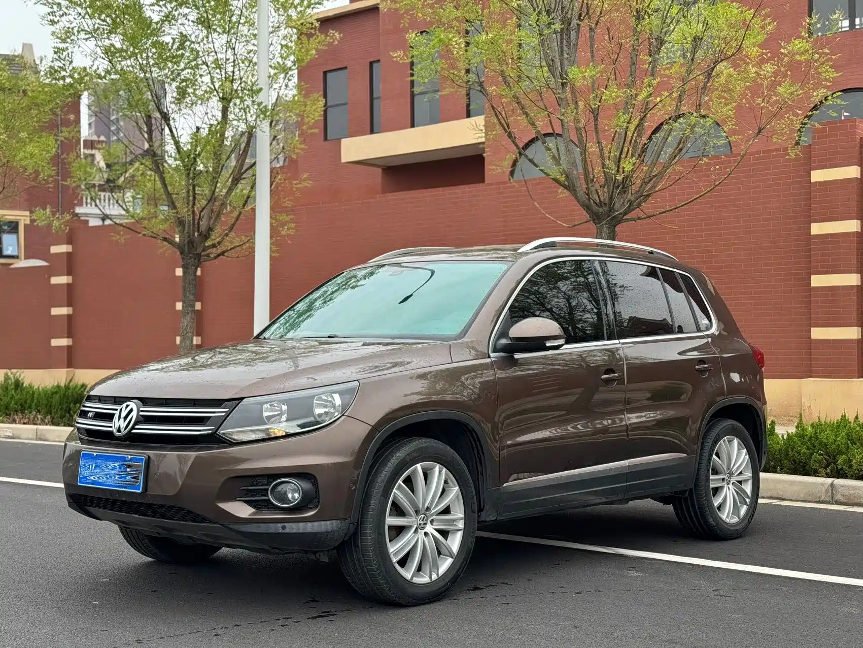VOLKSWAGEN TIGUAN 2015