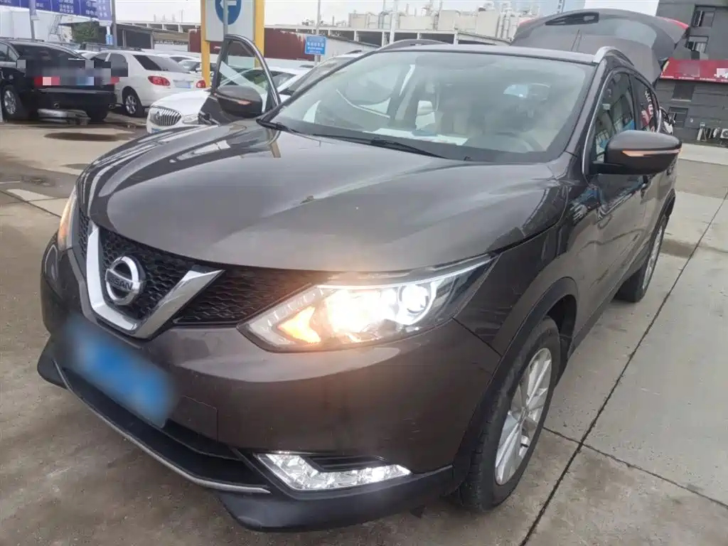 NISSAN QASHQAI 2016
