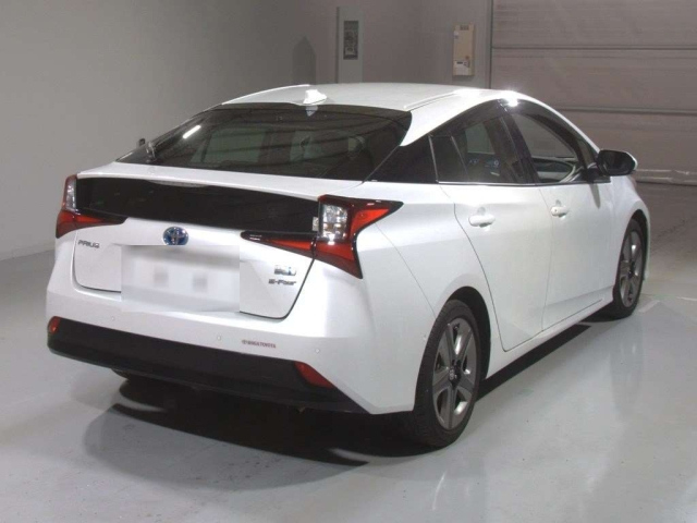 TOYOTA PRIUS 2022