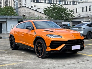 Заказать LAMBORGHINI URUS