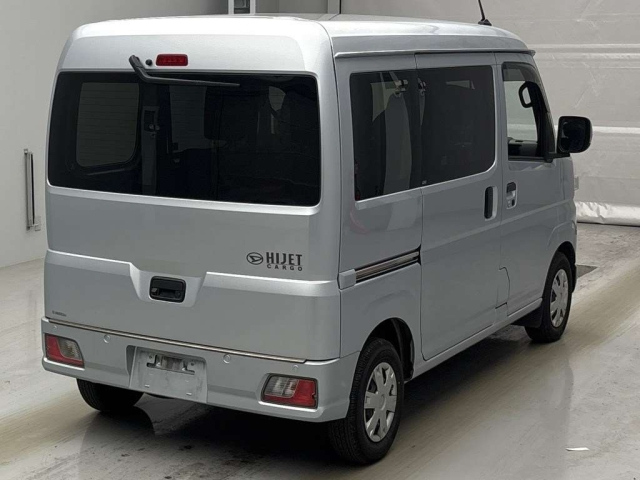 DAIHATSU HIJET VAN 2023