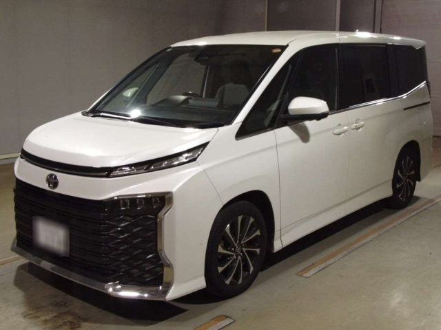 TOYOTA VOXY 2022