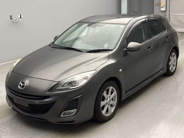 MAZDA AXELA 2010