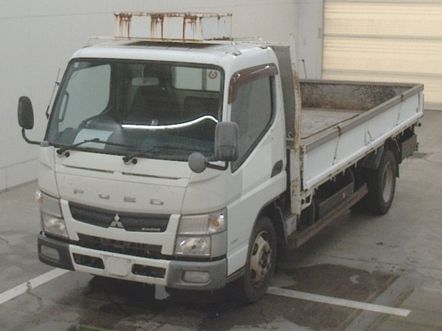 MITSUBISHI CANTER 2011