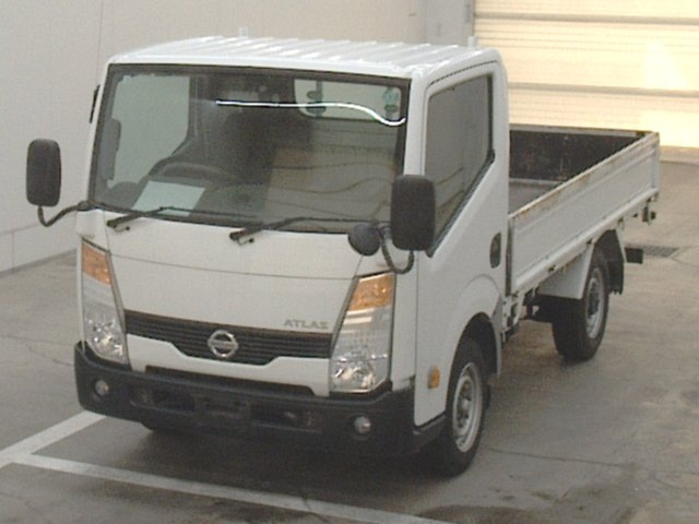 NISSAN ATLAS 2016