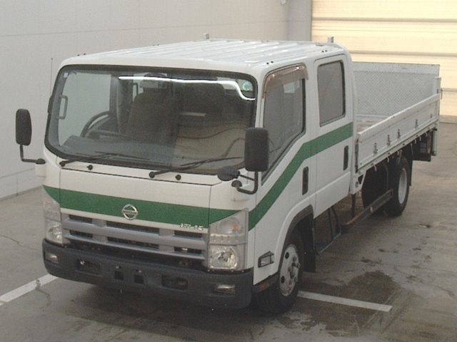 NISSAN ATLAS 2012