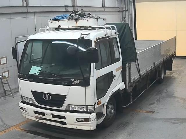 NISSAN CONDOR 2010