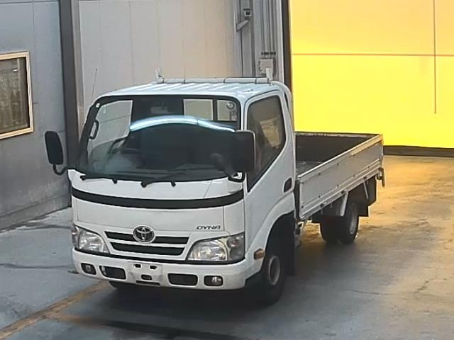 TOYOTA DYNA 2012