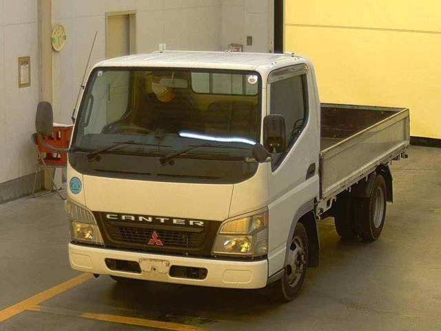 MITSUBISHI CANTER 2005