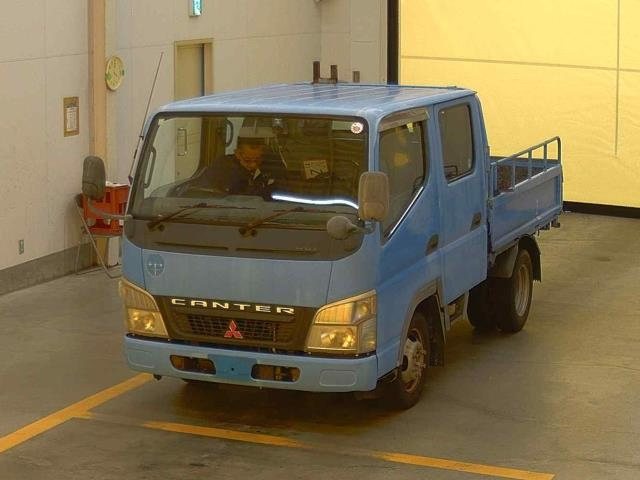 MITSUBISHI CANTER 2005