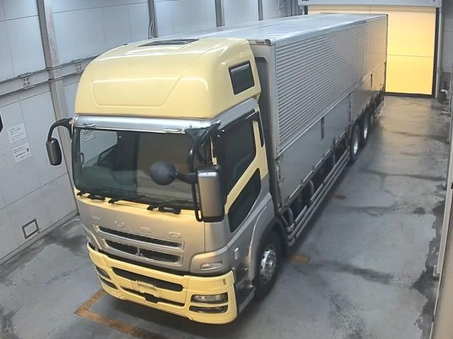 MITSUBISHI FUSO TRUCK 2016
