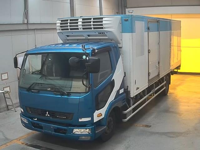 MITSUBISHI FUSO FIGHTER 2015