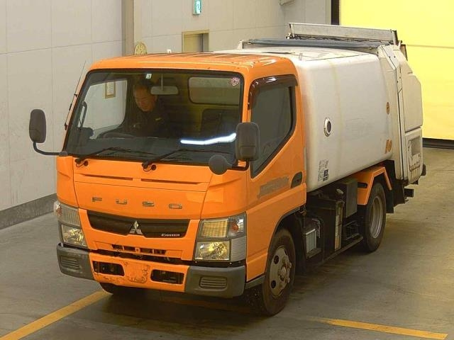 MITSUBISHI CANTER 2014