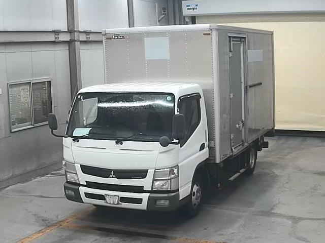 MITSUBISHI CANTER 2013
