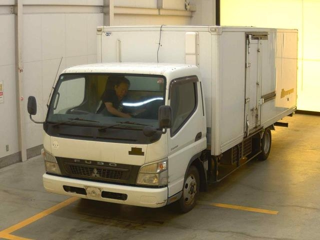 MITSUBISHI CANTER 2009