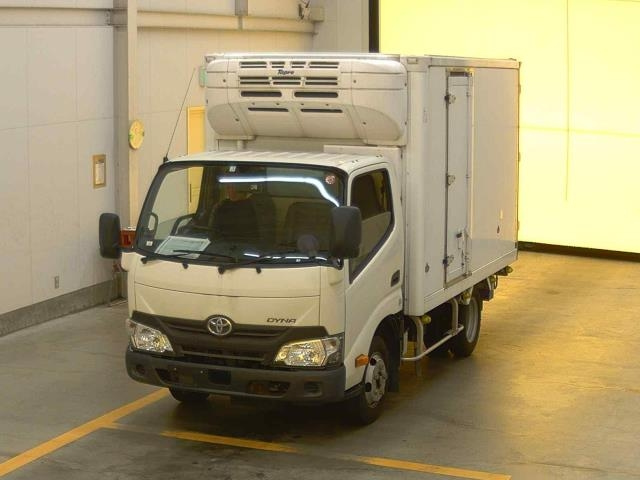 TOYOTA DYNA