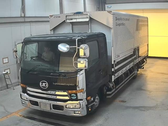 NISSAN CONDOR 2012