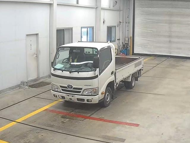 TOYOTA DYNA 2014