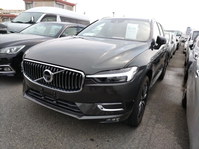 VOLVO XC60 2021