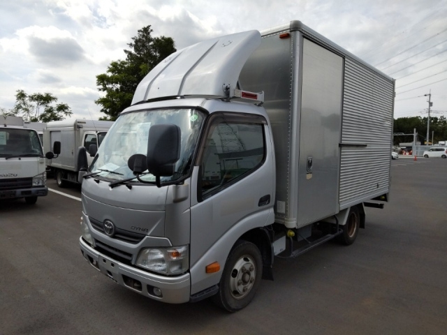 TOYOTA DYNA 2014