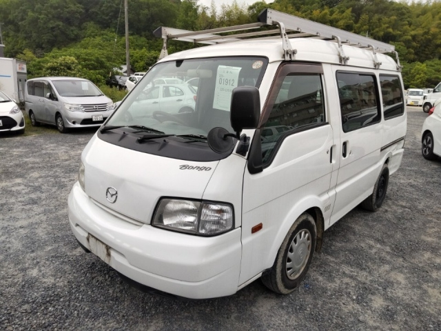 MAZDA BONGO VAN