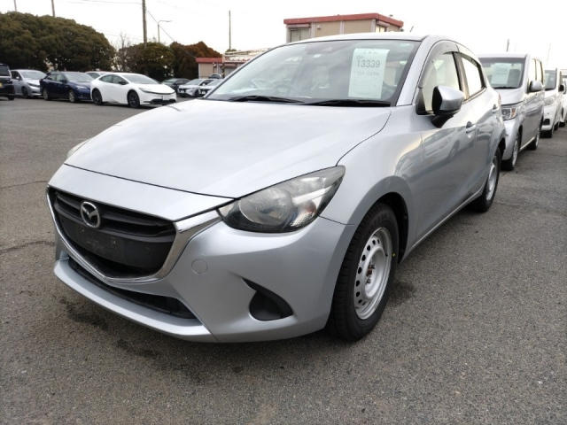 MAZDA DEMIO 2018